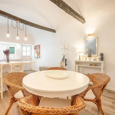 Guest Ready - Charming Retreat In Maison d'hôtes