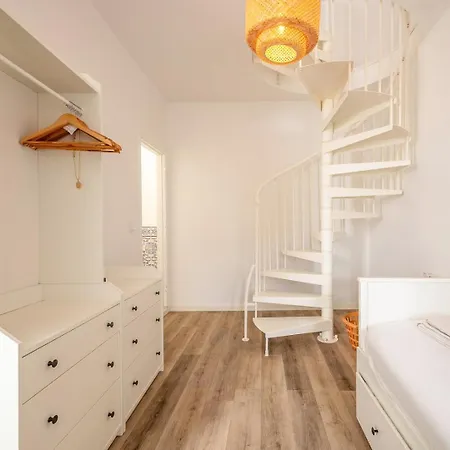 بيت ضيافة Guest Ready - Charming Retreat In