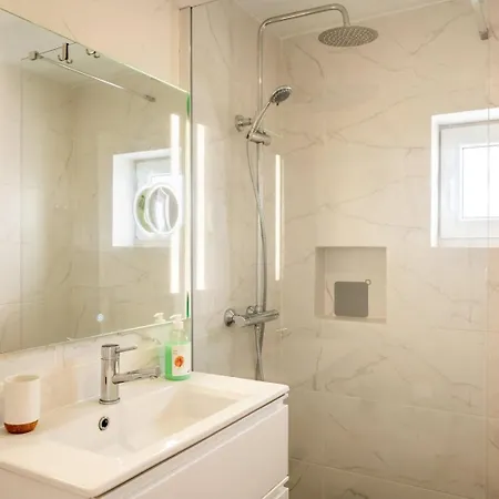 Casa de hóspedes Guest Ready - Charming Retreat In 3*